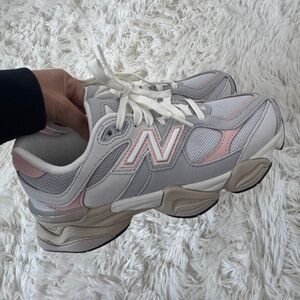 Women’s New Balance 9060